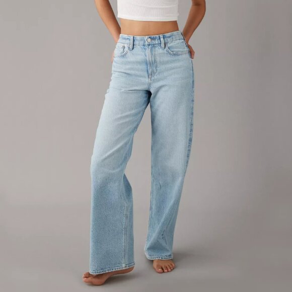 American Eagle Outfitters Denim - American Eagle Curvy Super High-Waisted Baggy Straight Jean Size 8 Regular